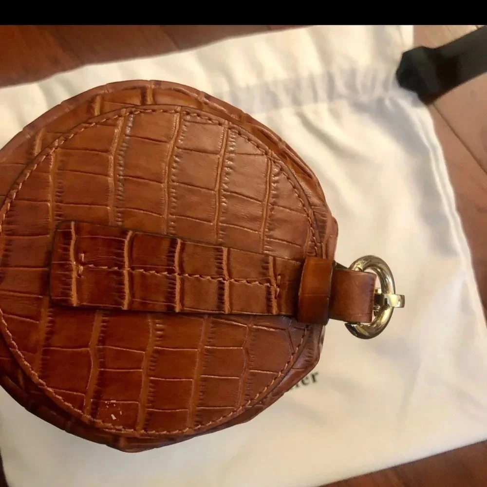 Manu Atelier Shoulder Bag  Brown Leather Gold-Tone Hardware ChainLink wide strap